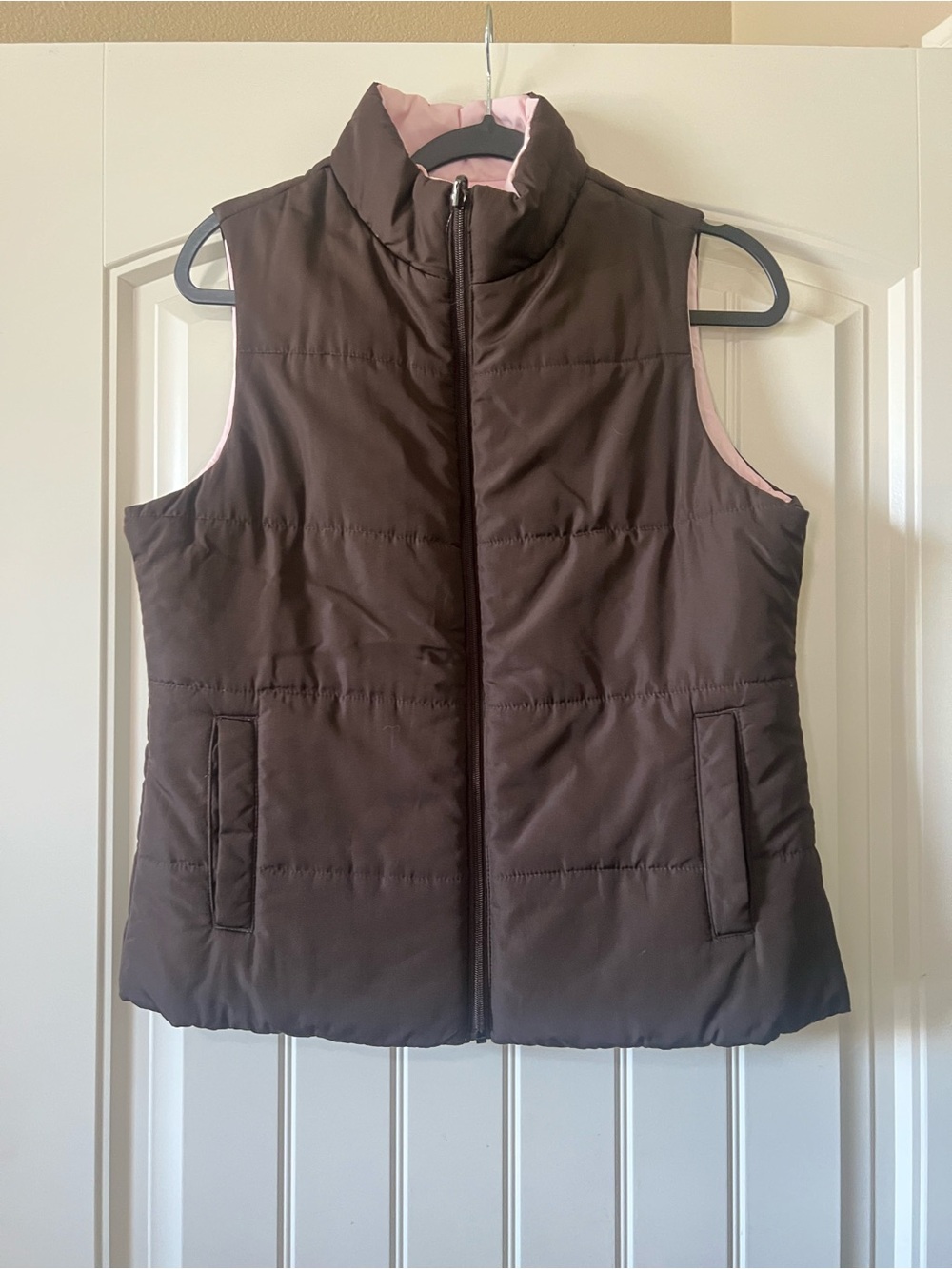 Source Unknown Brown Puffer Vest with Pink Trim
